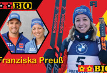 Franziska Preuß jubelt über ihren Sieg im Biathlon Gesamtweltcup und die WM-Goldmedaille