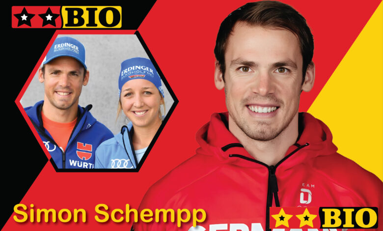 Der ehemalige Biathlon-Weltmeister Simon Schempp strahlt heute im Jahr 2026 glücklich und entspannt in die Kamera.
